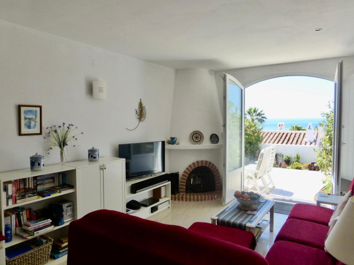 Pueblo Chimenea Villa Nerja Exterior foto
